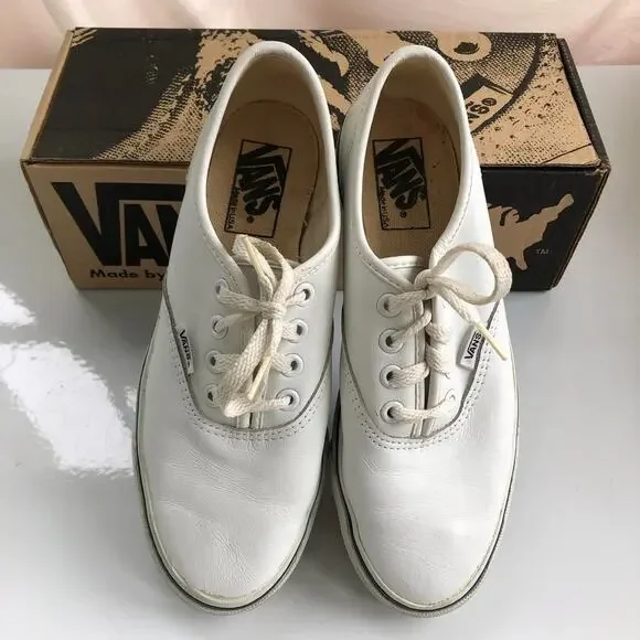Vans Vintage Women’s White Leather Sneakers Shoes Size 7 1994 USA Made w/box - Picture 2 of 7